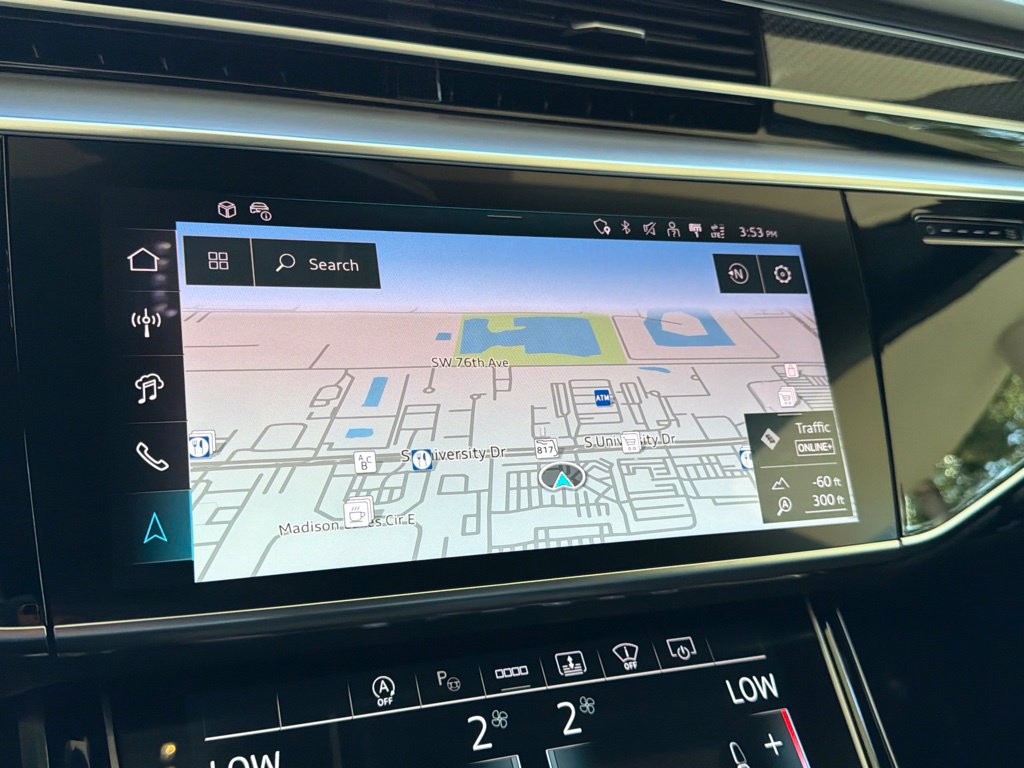 Used 2025 Audi S8 w/ Executive Package AWD/4WD image 11