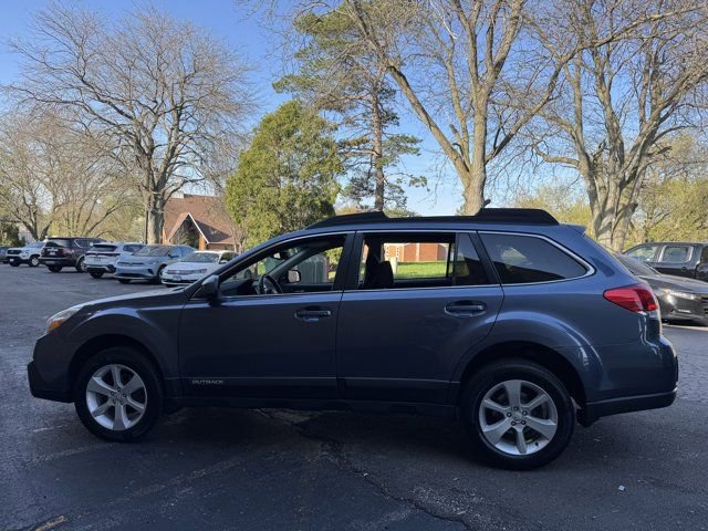 Used 2013 Subaru Outback 2.5i Premium AWD/4WD image 23