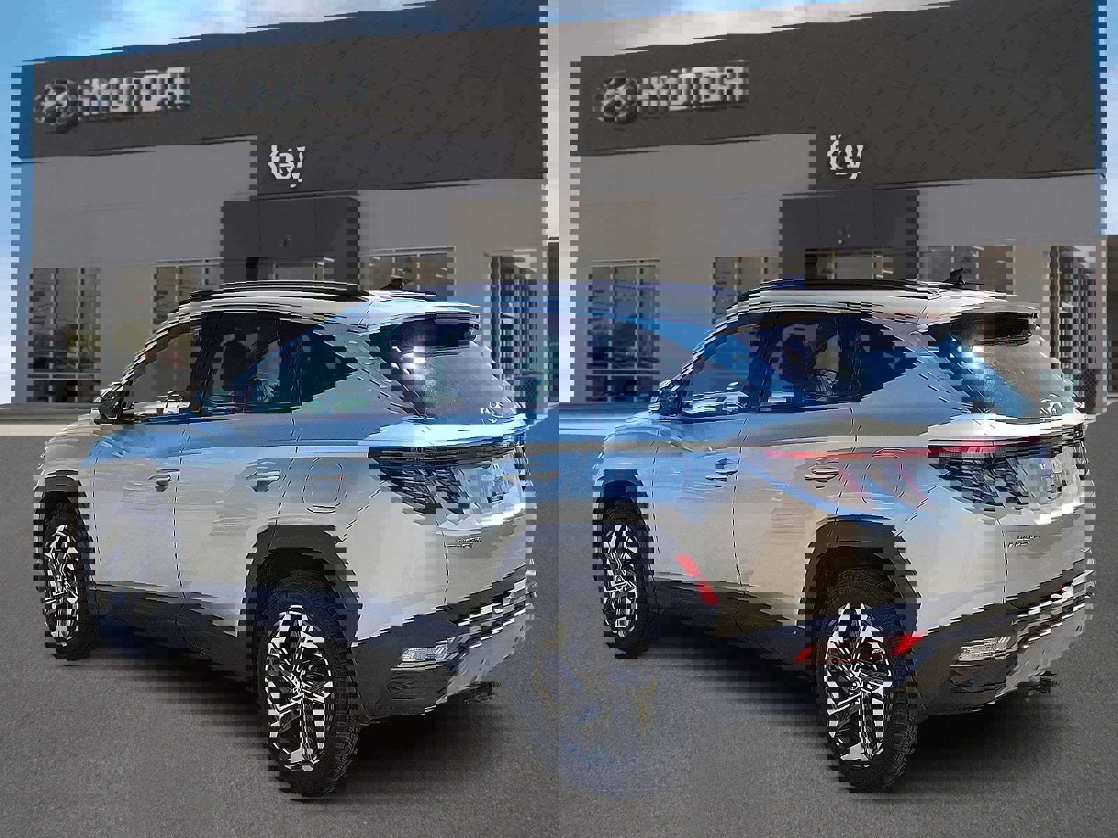 Used 2022 Hyundai Tucson Limited w/ Winter Package image 5