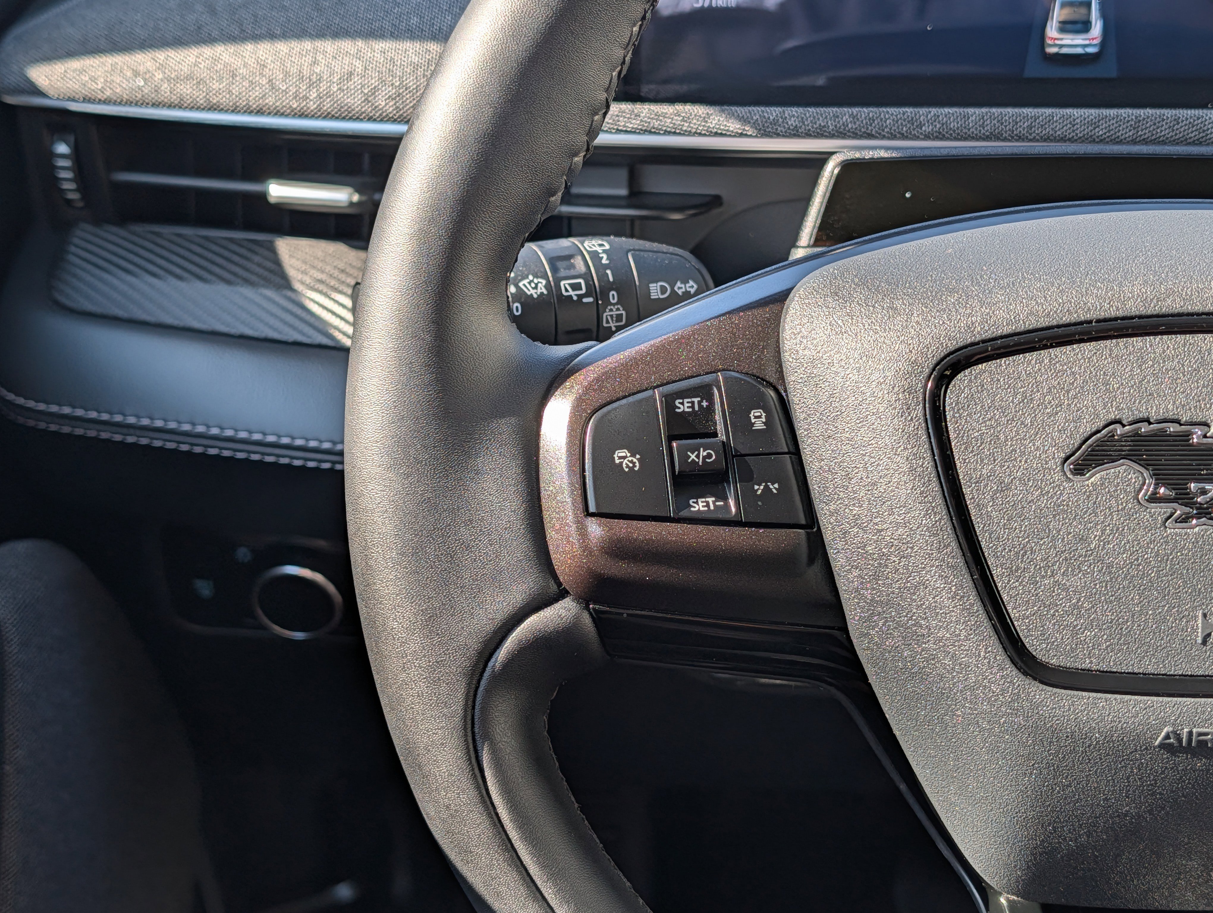 Used 2025 Ford Mustang Mach-E Premium image 24