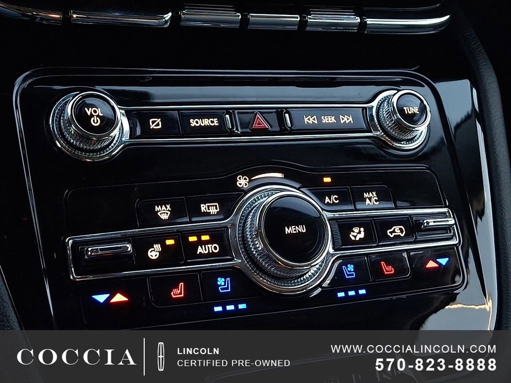 Certified 2022 Lincoln Corsair AWD w/ Equipment Group 101A image 15