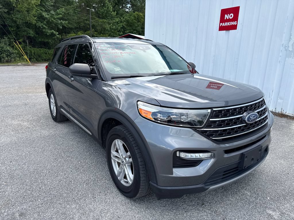 Used 2021 Ford Explorer XLT w/ Equipment Group 202A AWD/4WD image 1