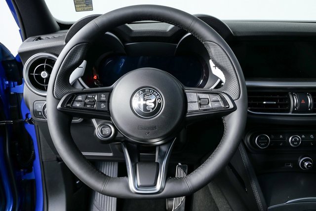 New 2025 Alfa Romeo Stelvio Sprint w/ Convenience Package image 10