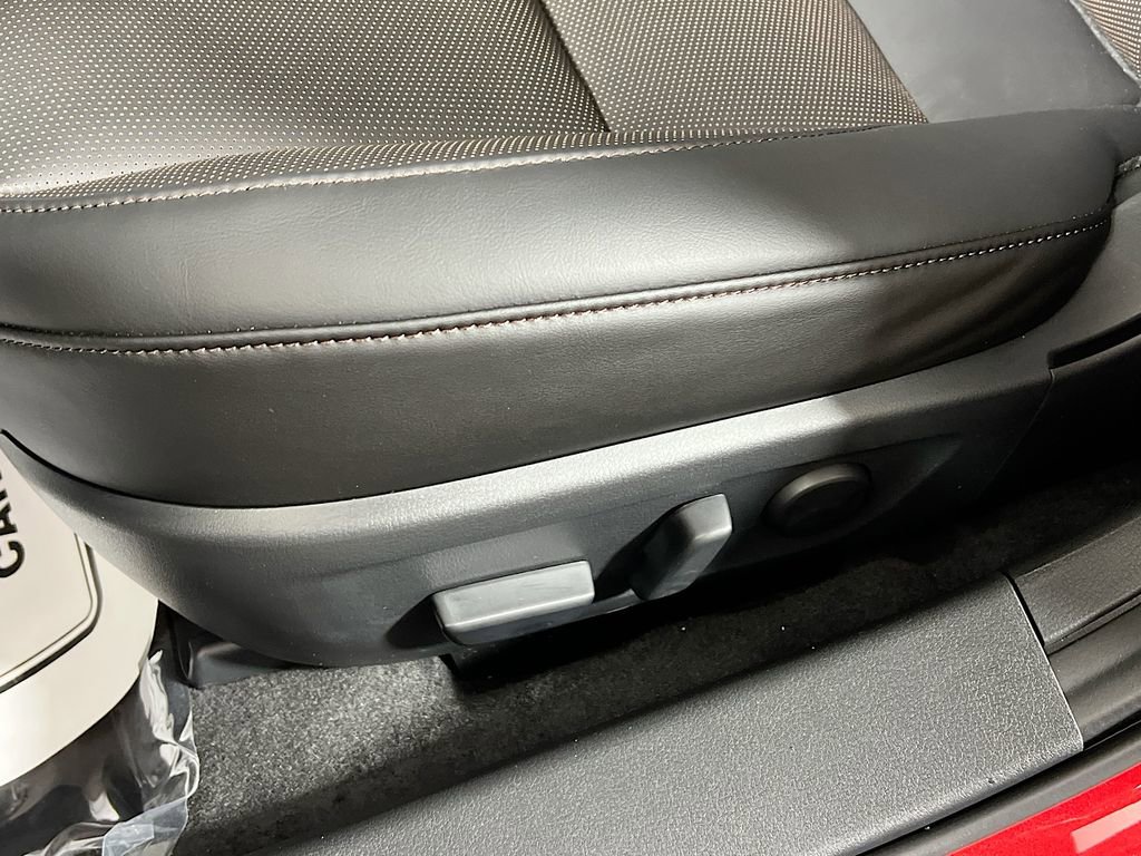 New 2026 MAZDA MAZDA3 Hatchback w/Premium Plus Pkg image 15