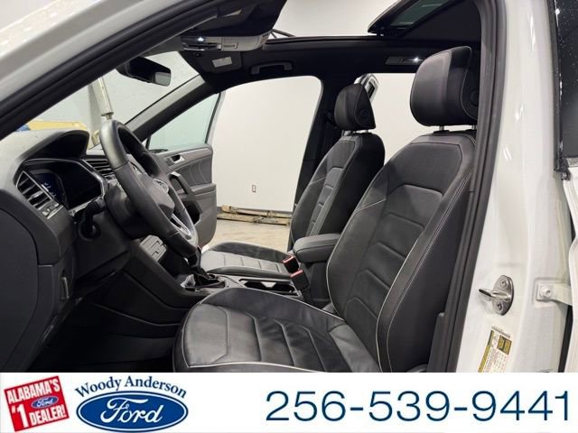 Used 2024 Volkswagen Tiguan SEL R-Line image 21