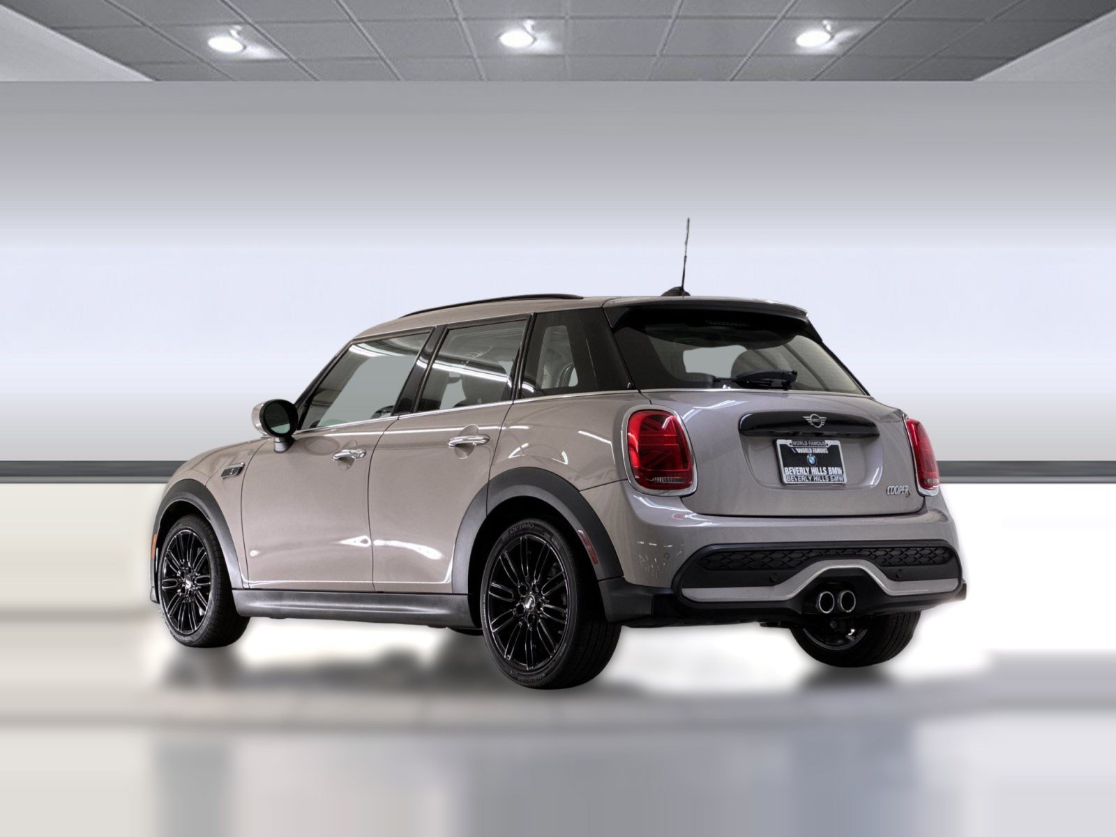 Used 2024 MINI Cooper S FWD image 3