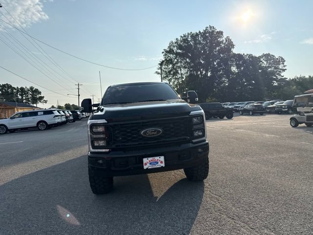 Used 2025 Ford F350 Lariat w/ Lariat Ultimate Package AWD/4WD image 9