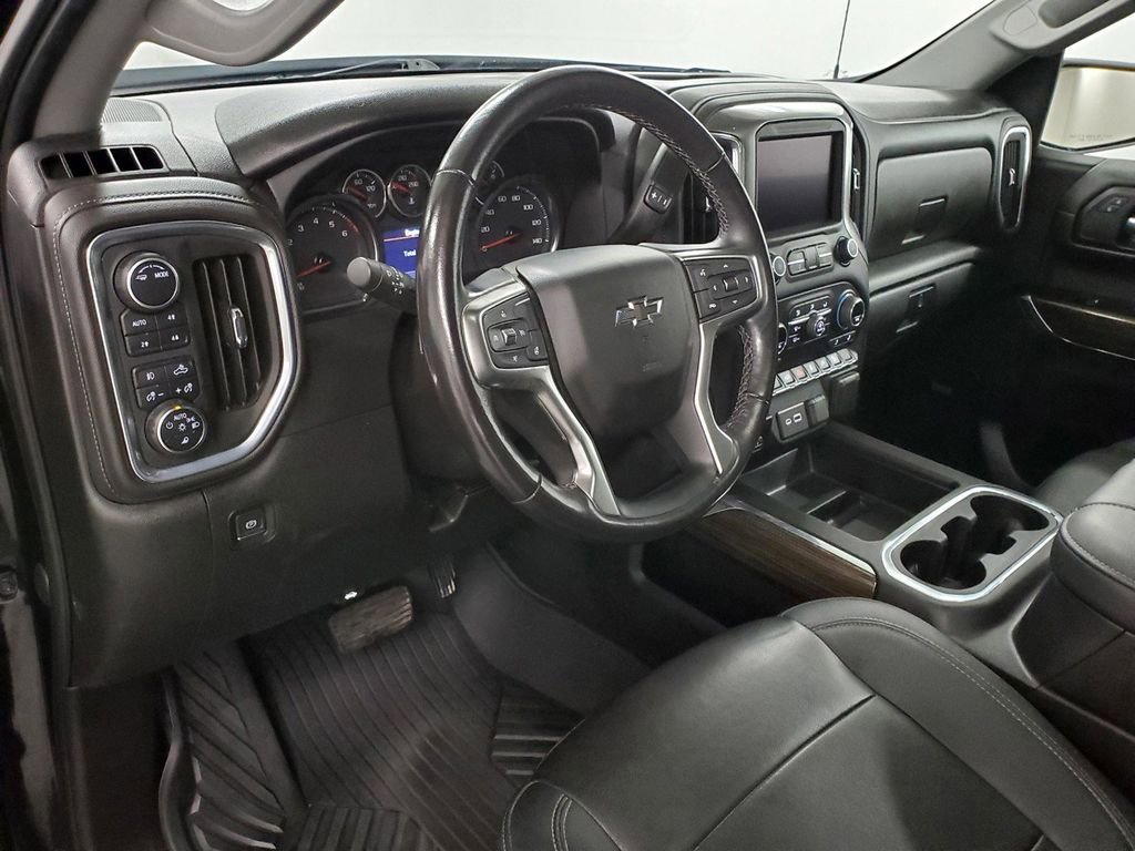 Used 2022 Chevrolet Silverado 1500 LT Trail Boss w/ LT Trail Boss Premium Package image 12