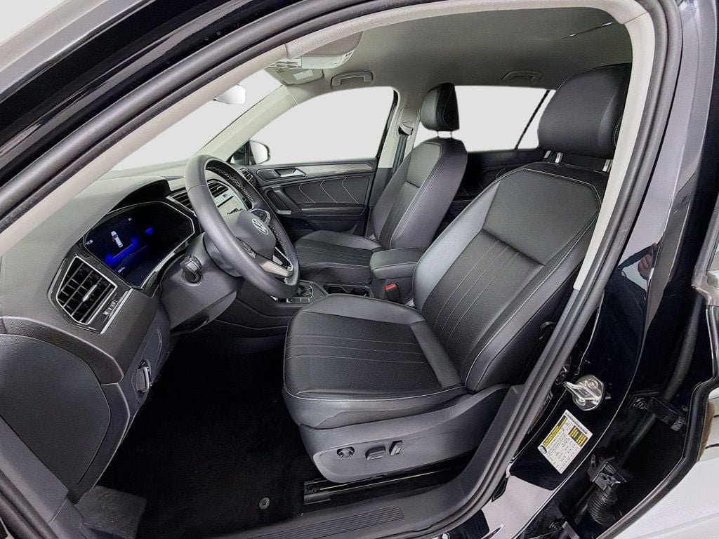 Used 2023 Volkswagen Tiguan SE FWD image 20