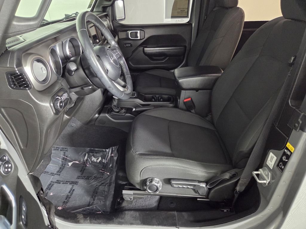 Certified 2021 Jeep Wrangler Willys image 12