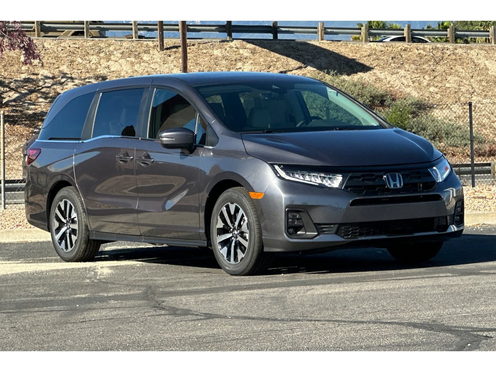 New 2027 Honda Odyssey EX-L image 2