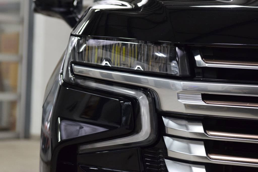 Used 2023 Chevrolet Suburban High Country AWD/4WD image 12