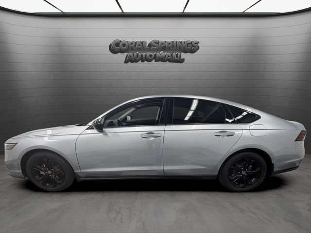 Certified 2025 Honda Accord SE image 2