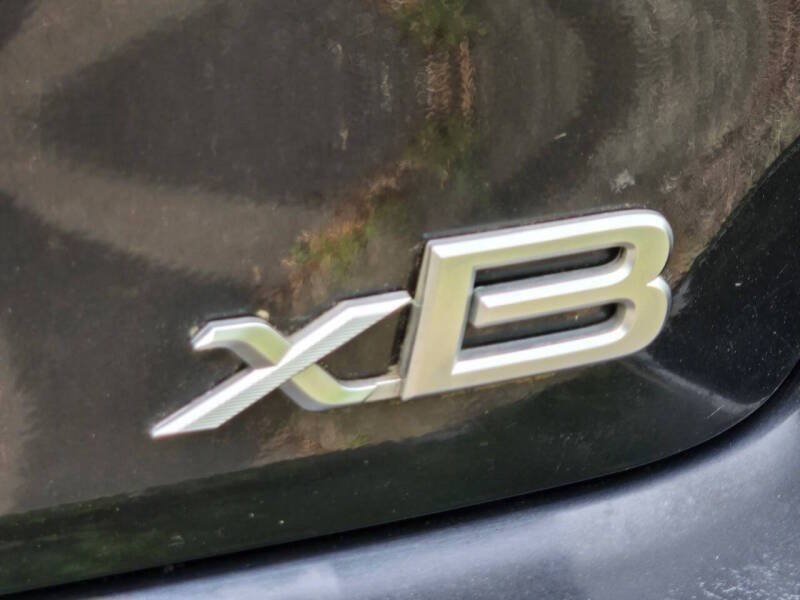 Used 2008 Scion xB FWD image 2