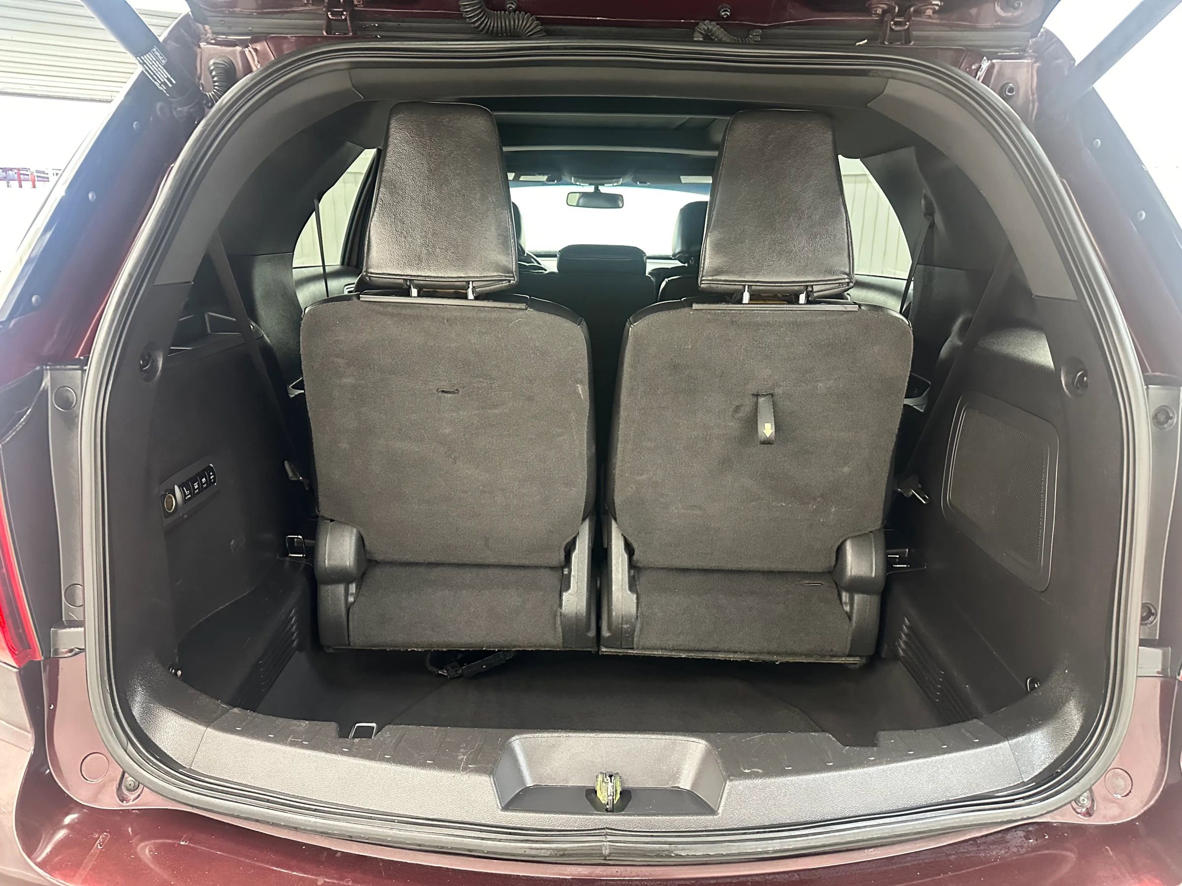 Used 2011 Ford Explorer Limited w/ 301A Rapid Spec Order Code image 12