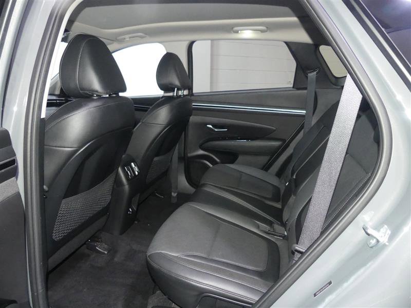 Used 2024 Hyundai Tucson Limited image 25