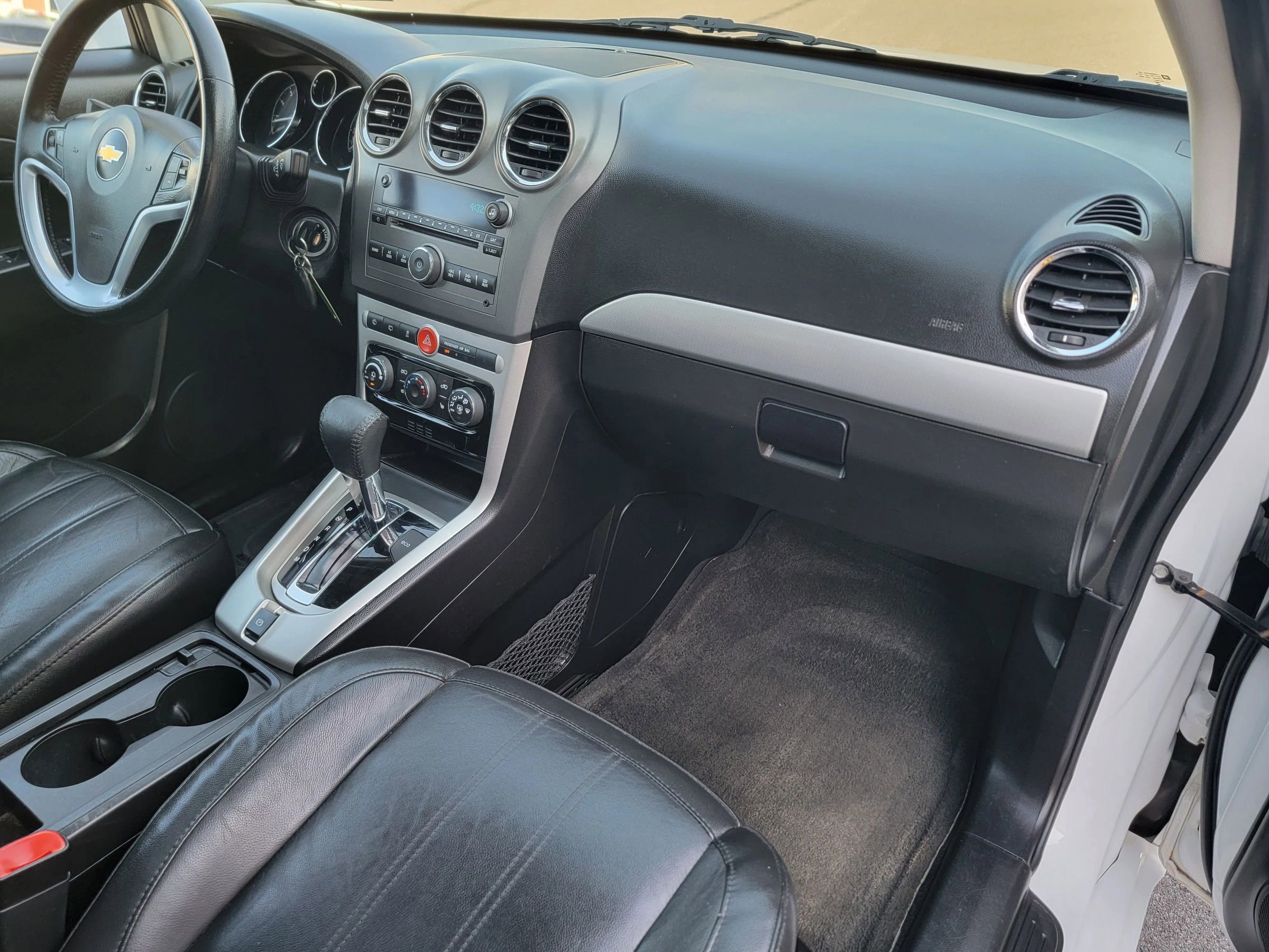 Used 2012 Chevrolet Captiva Sport LT w/ Convenience Package image 17