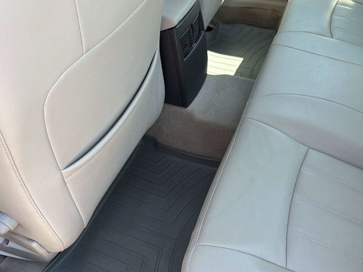 Used 2006 Chrysler 300 C RWD image 25