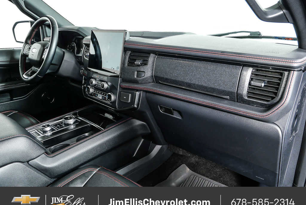 Used 2022 Ford Expedition Limited AWD/4WD image 25