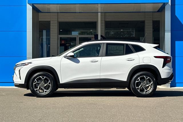 New 2026 Chevrolet Trax LT w/ Driver Confidence Package image 9