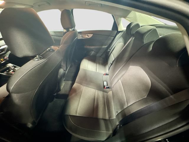 Used 2023 Kia Forte LXS w/ LXS Technology Package FWD image 22