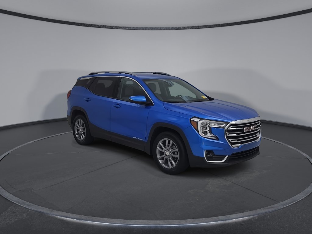 Used 2024 GMC Terrain SLT FWD image 3
