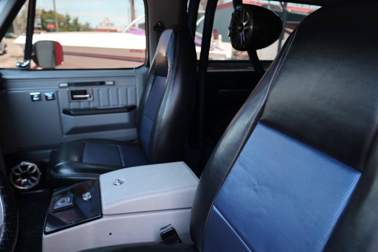 Used 1988 GMC Jimmy 4WD image 11