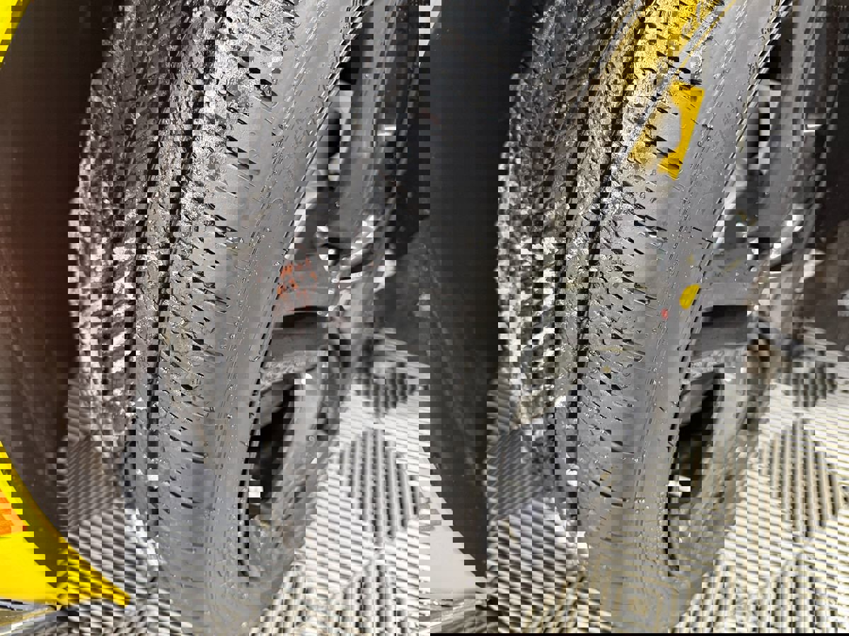 Used 2017 Chevrolet Corvette Stingray Convertible image 34