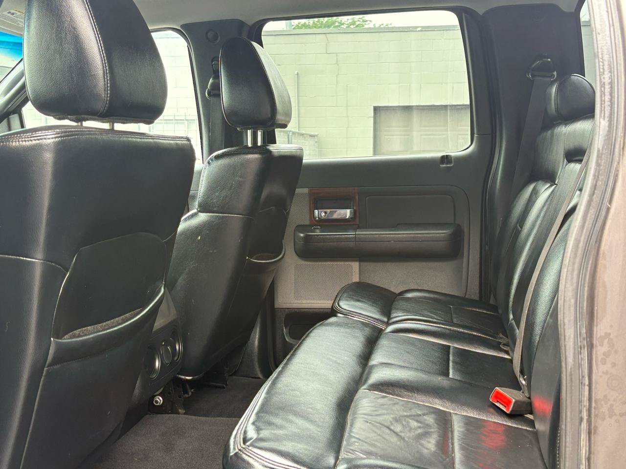Used 2005 Ford F150 Lariat AWD/4WD image 26