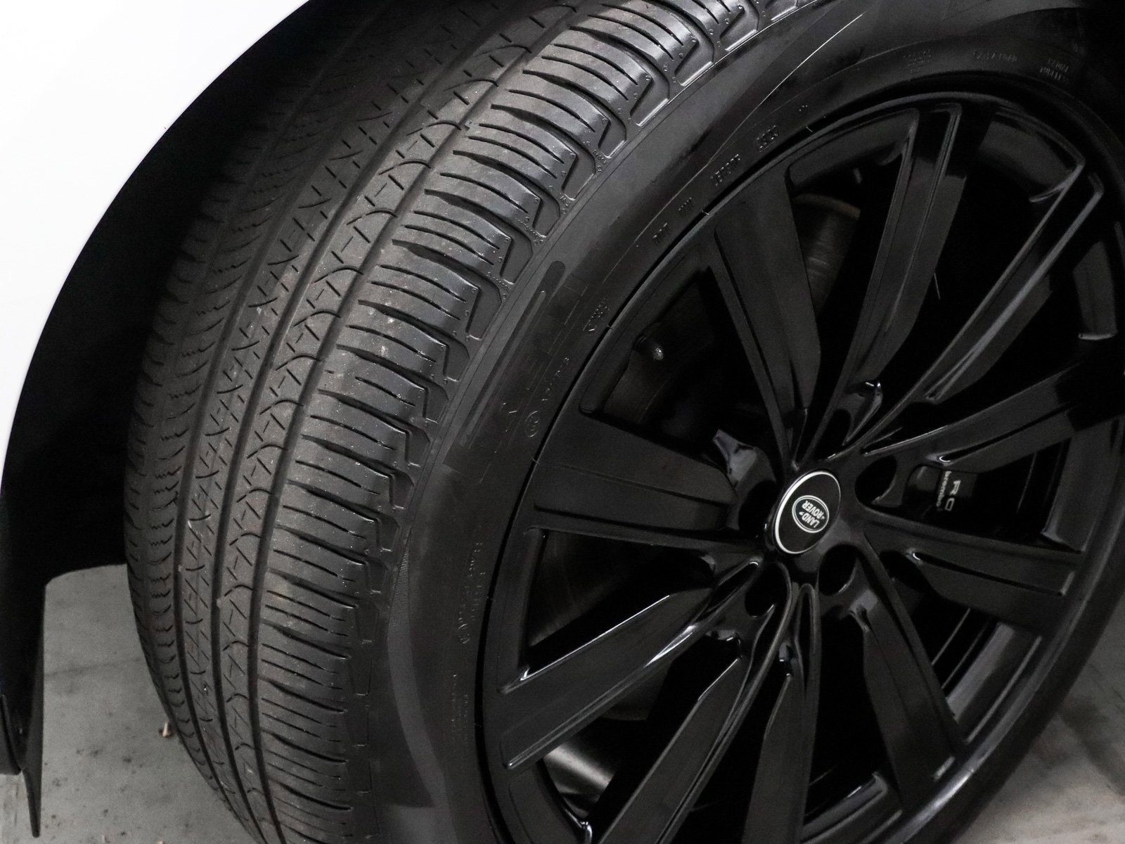 Used 2024 Land Rover Range Rover Autobiography image 58