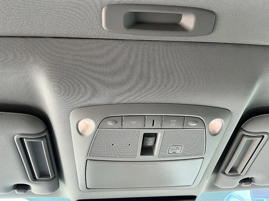 Used 2024 Nissan Armada SL image 24