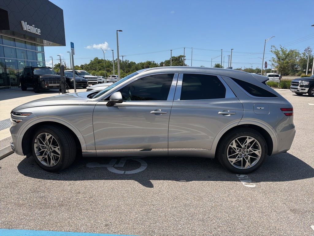 Used 2022 Genesis GV70 2.5T w/ Advanced Package AWD/4WD image 7