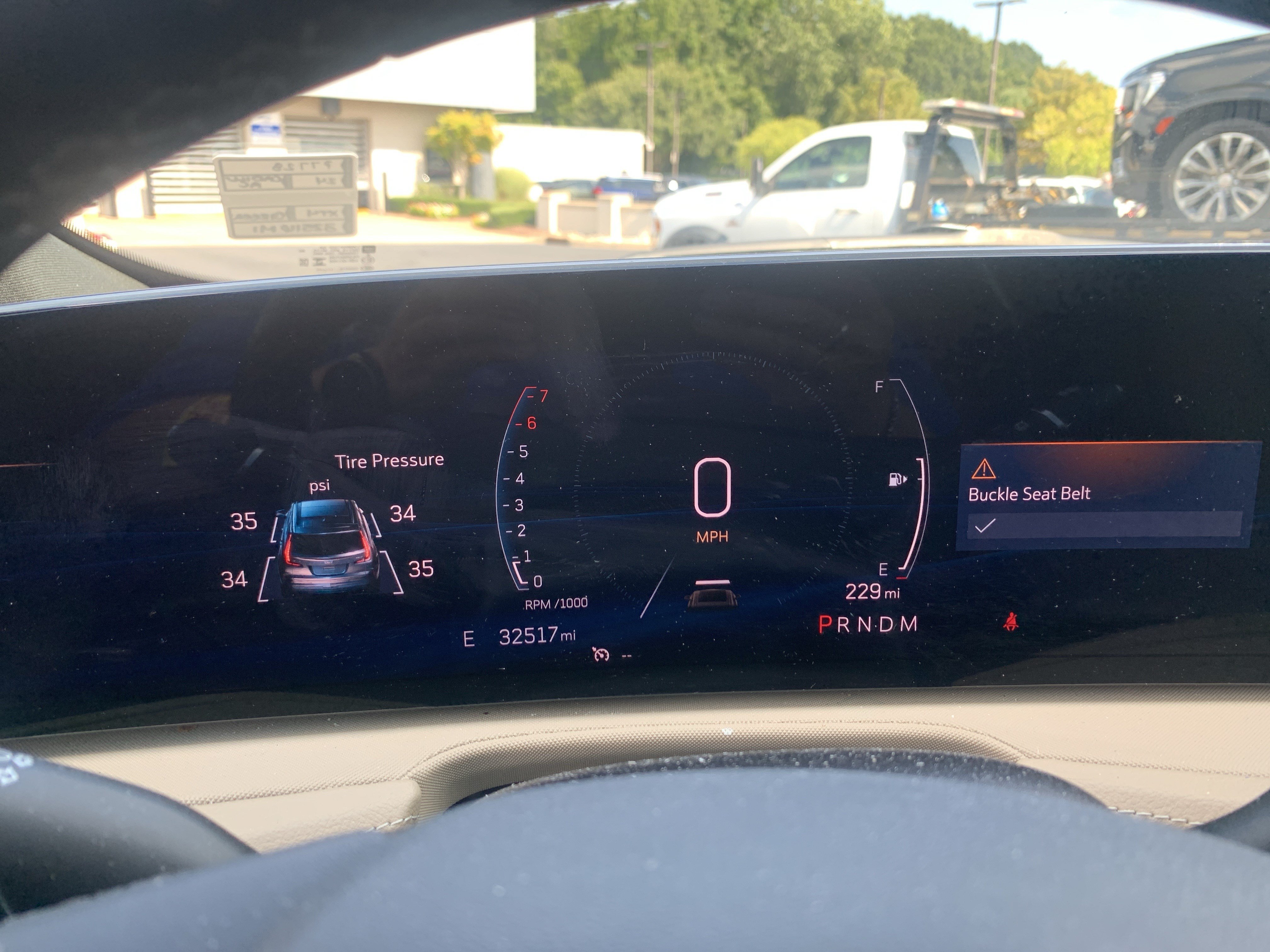 Used 2024 Cadillac XT4 Luxury w/ Cold Weather Package FWD image 21