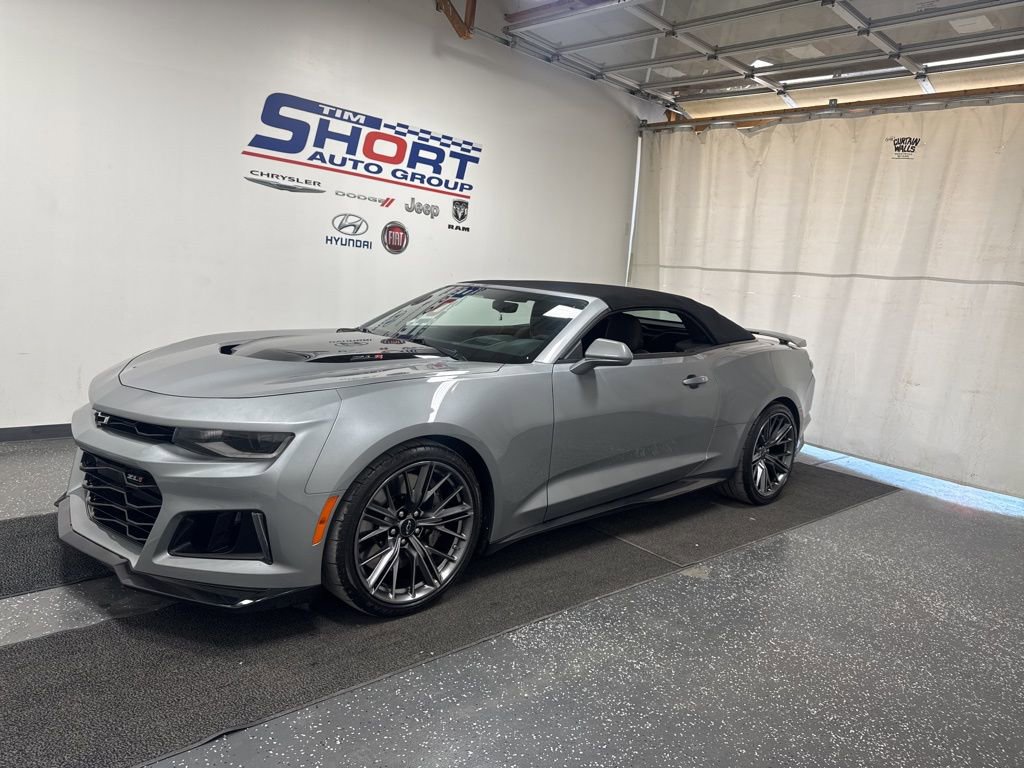 Used 2023 Chevrolet Camaro ZL1 image 1