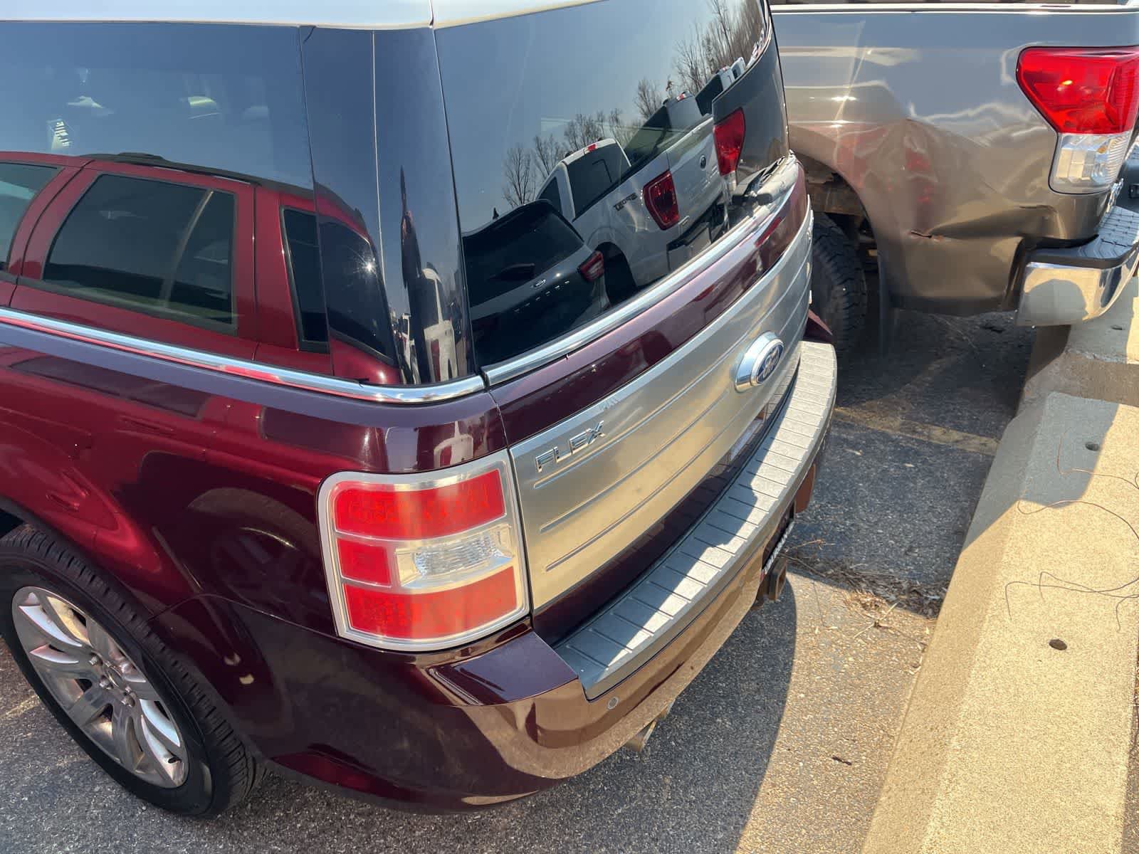 Used 2011 Ford Flex Limited w/ Trailer Tow Pkg Class III image 11