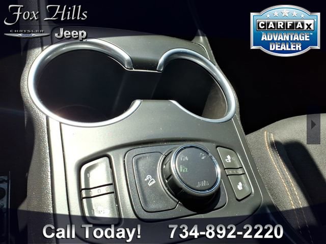 Used 2019 GMC Terrain SLE w/ Driver Convenience Package AWD/4WD image 22