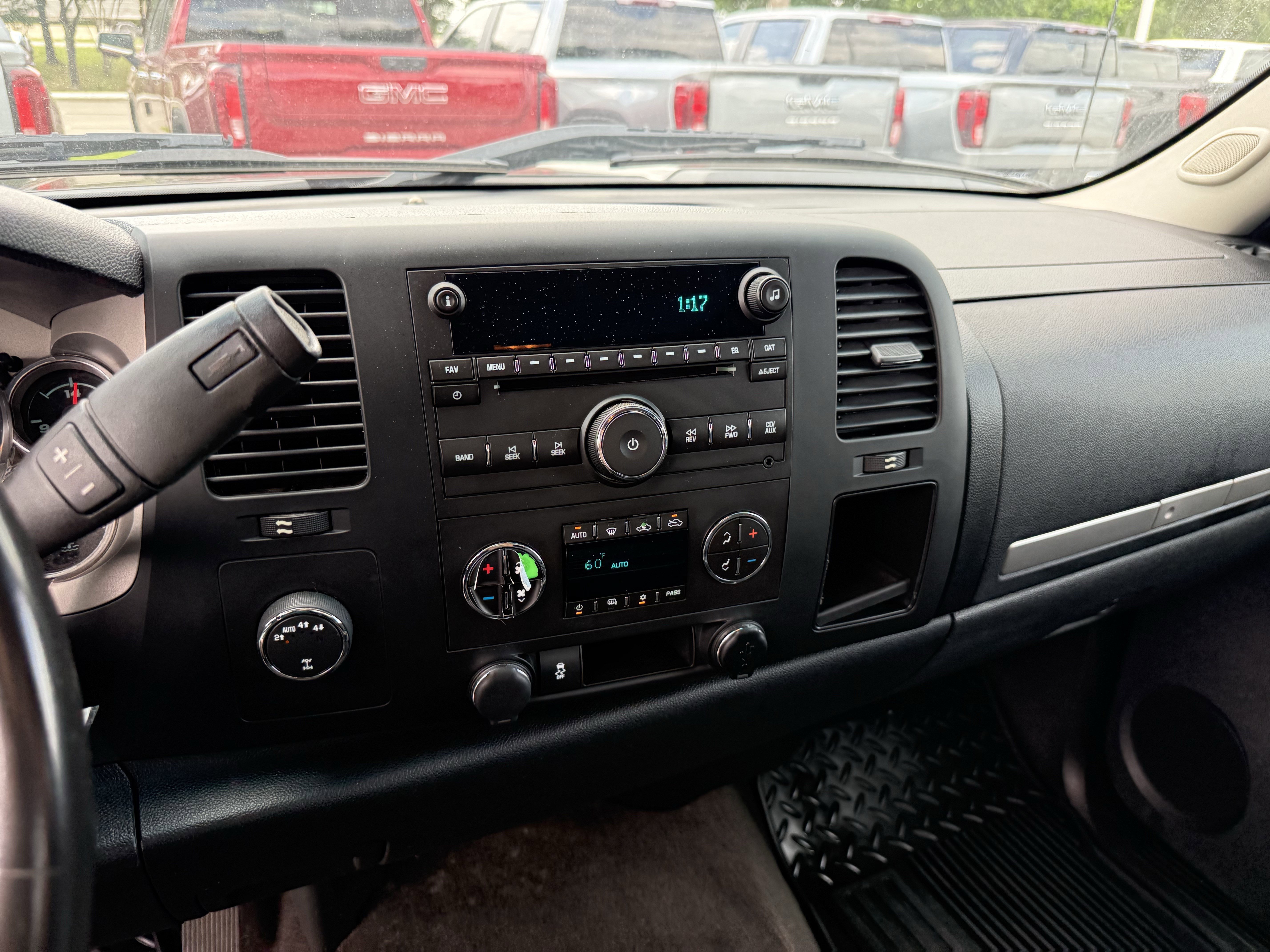 Used 2013 Chevrolet Silverado 1500 LT w/ All-Star Edition AWD/4WD image 19