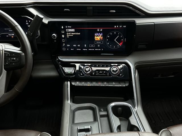 Used 2024 GMC Sierra 2500 Denali w/ Denali Reserve Package AWD/4WD image 18