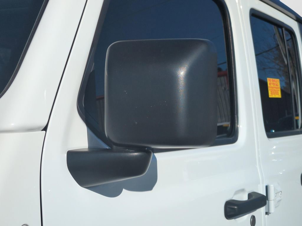 Used 2022 Jeep Gladiator Willys image 19