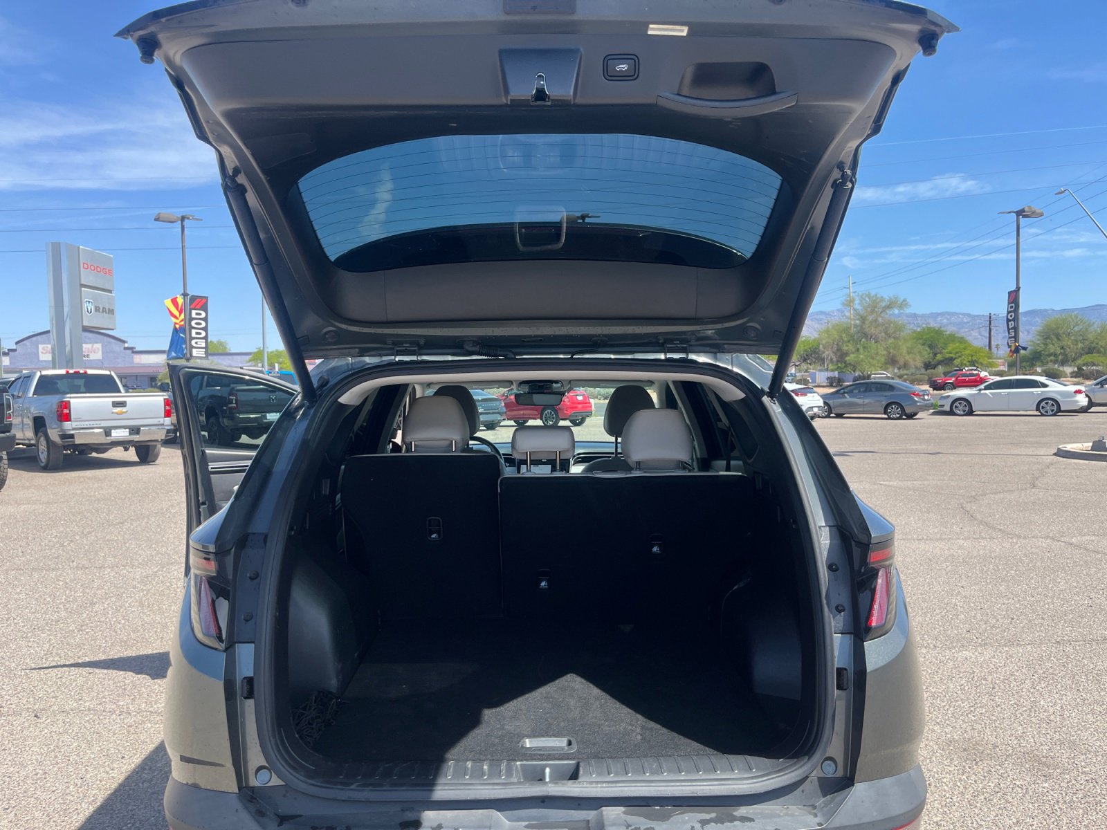 Used 2023 Hyundai Tucson Limited FWD image 34