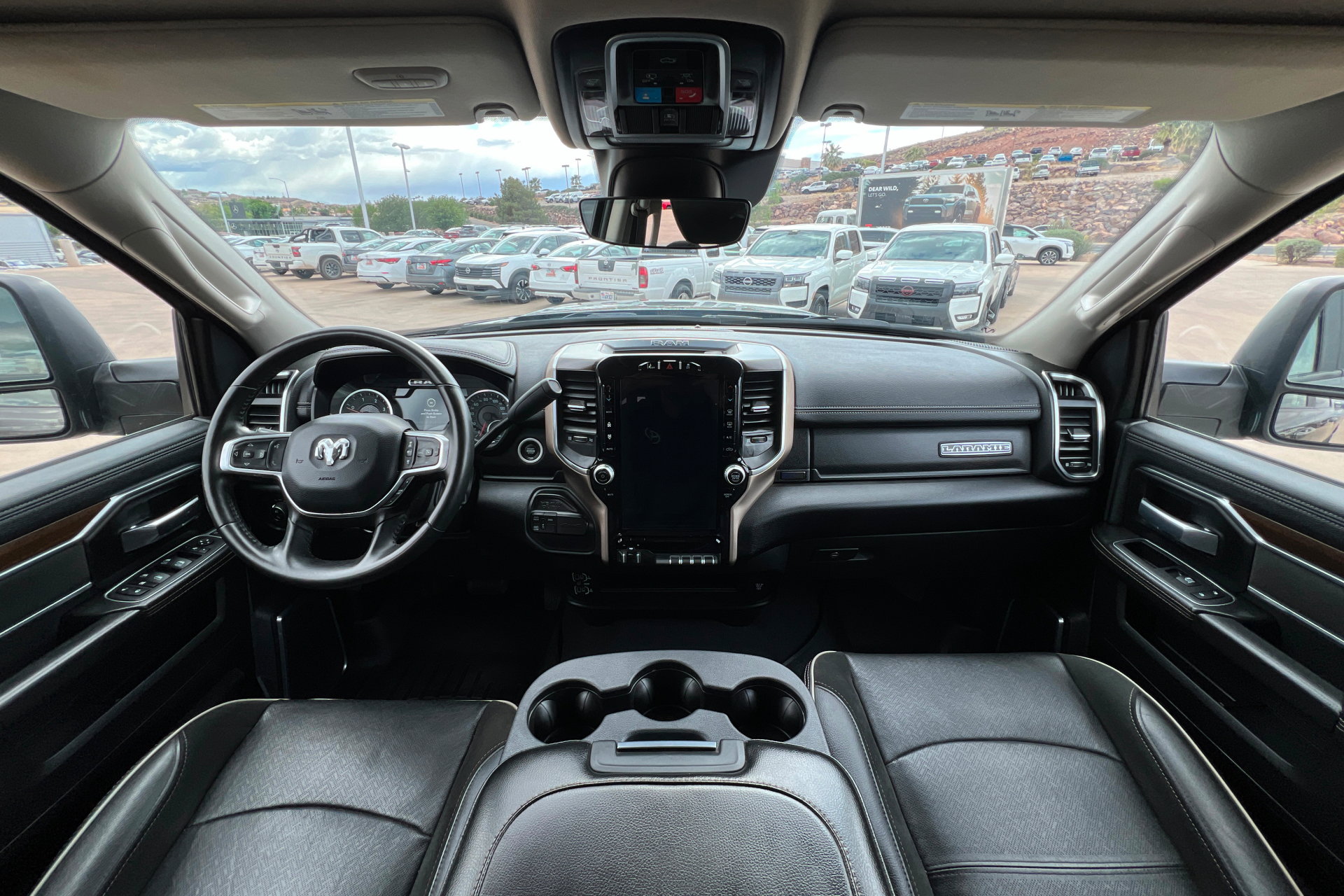 Used 2024 RAM 2500 Laramie w/ Safety Group AWD/4WD image 9