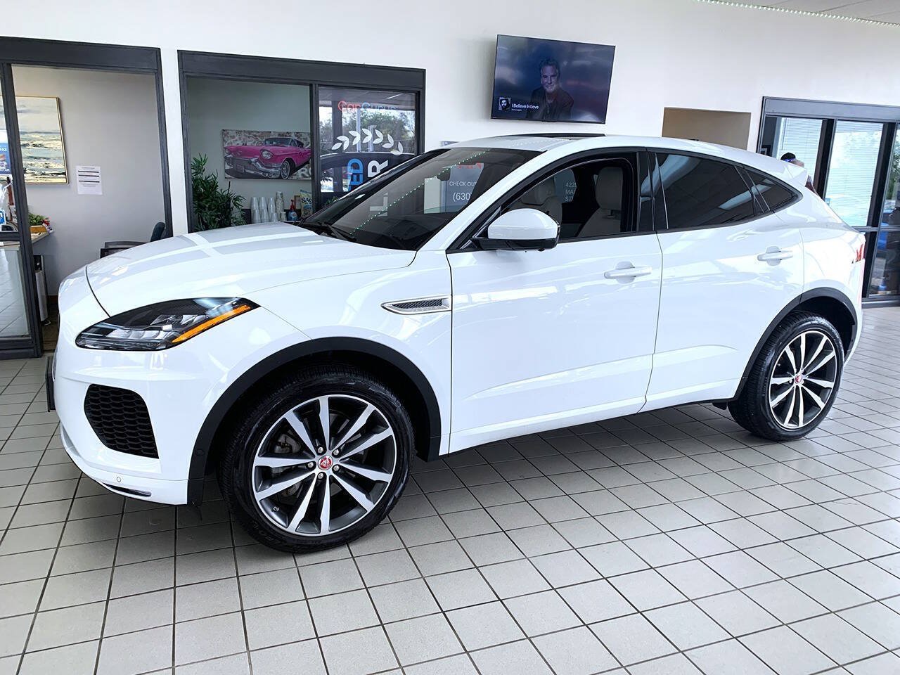 Used 2019 Jaguar E-PACE R-Dynamic HSE AWD/4WD image 3