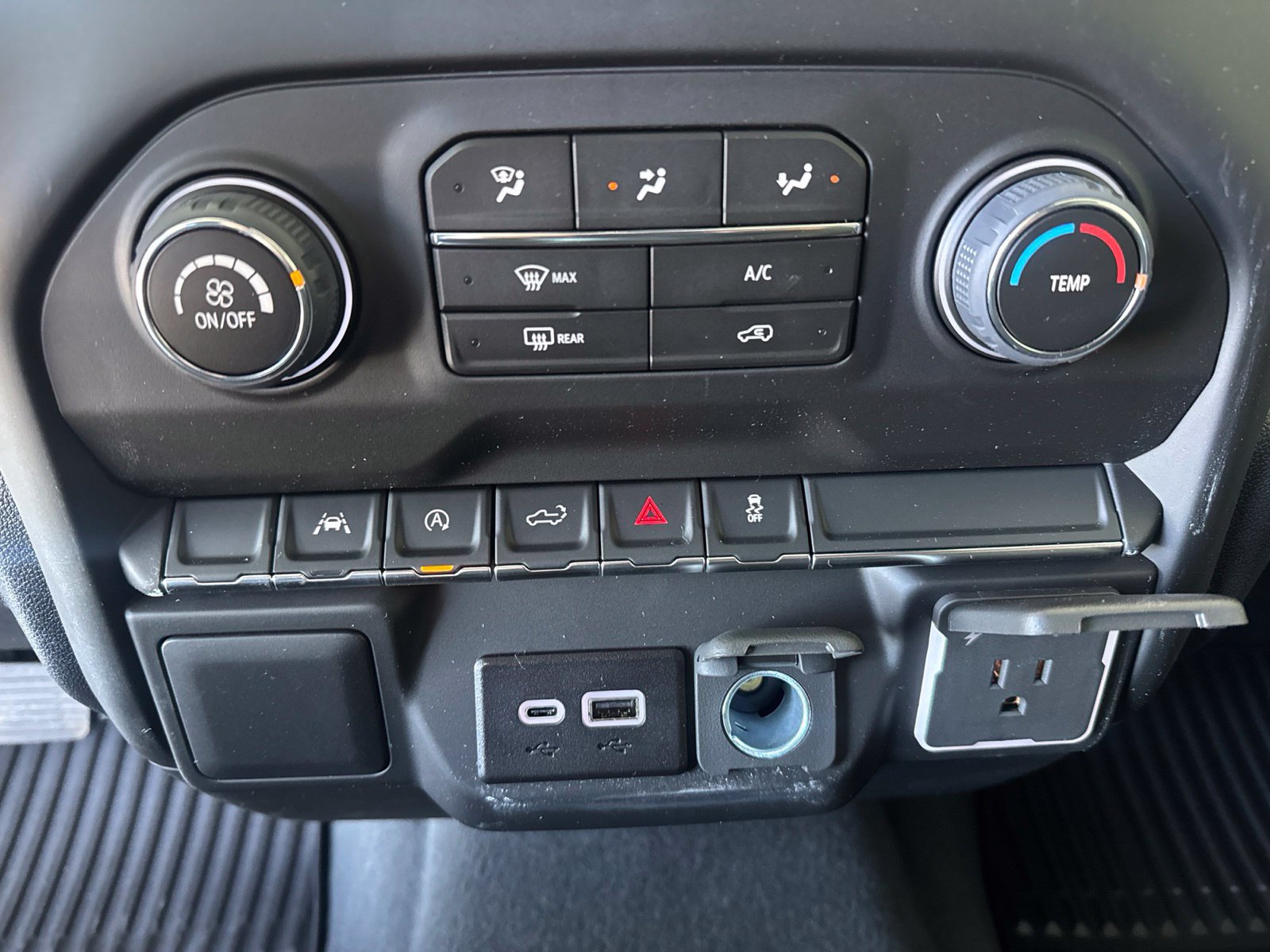 New 2026 Chevrolet Silverado 1500 Custom AWD/4WD image 23