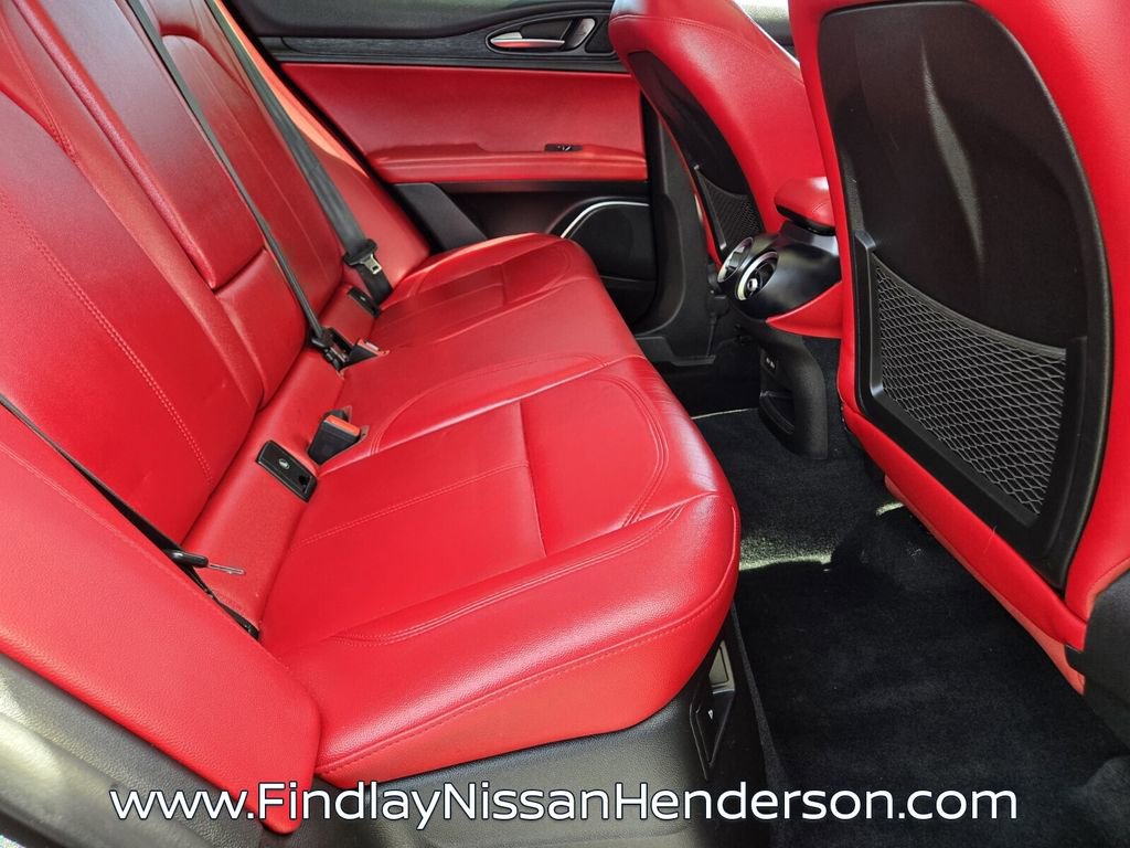 Used 2020 Alfa Romeo Stelvio w/ Nero Edizione RWD image 16