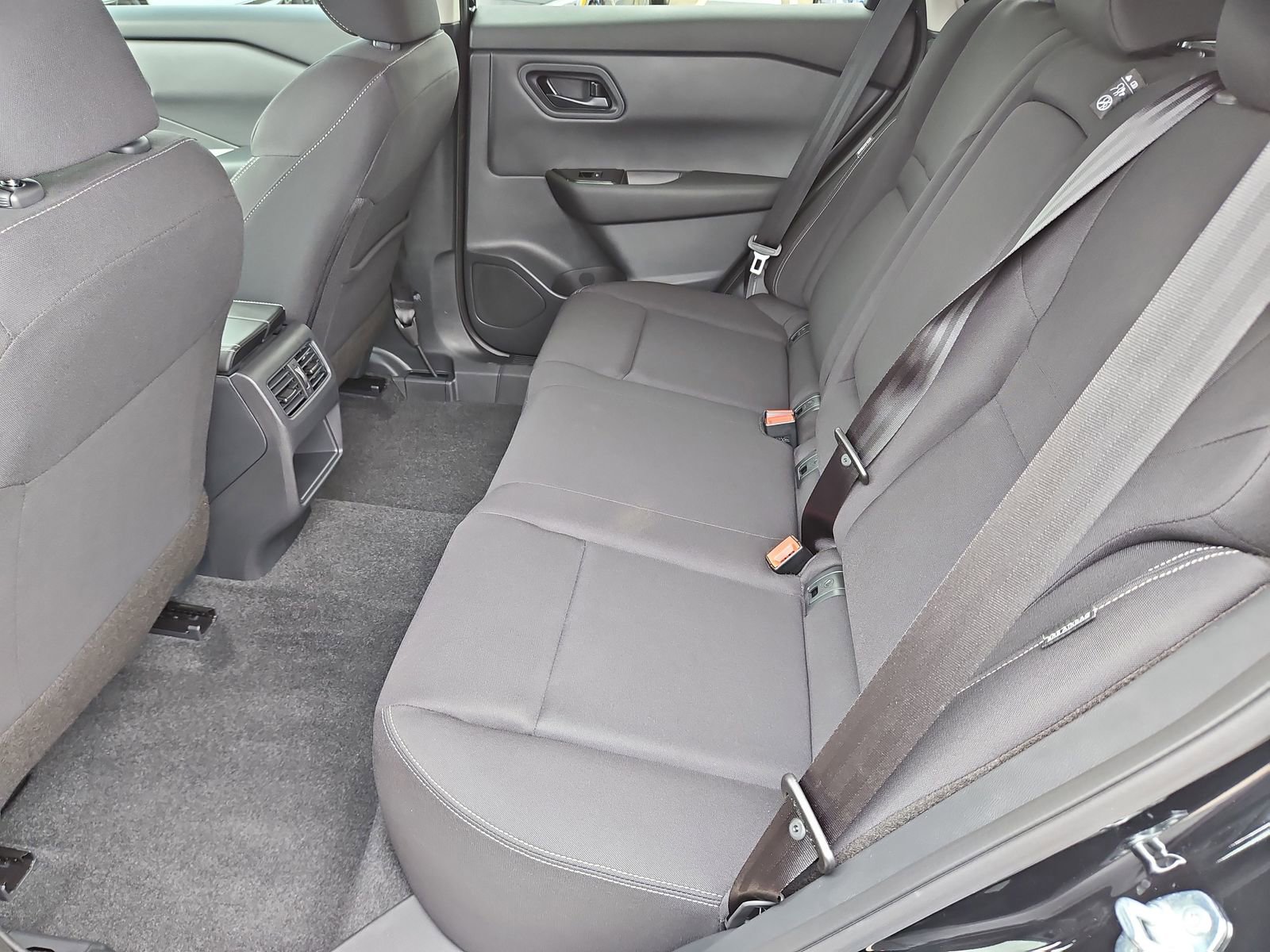 Certified 2026 Nissan Rogue S FWD image 19
