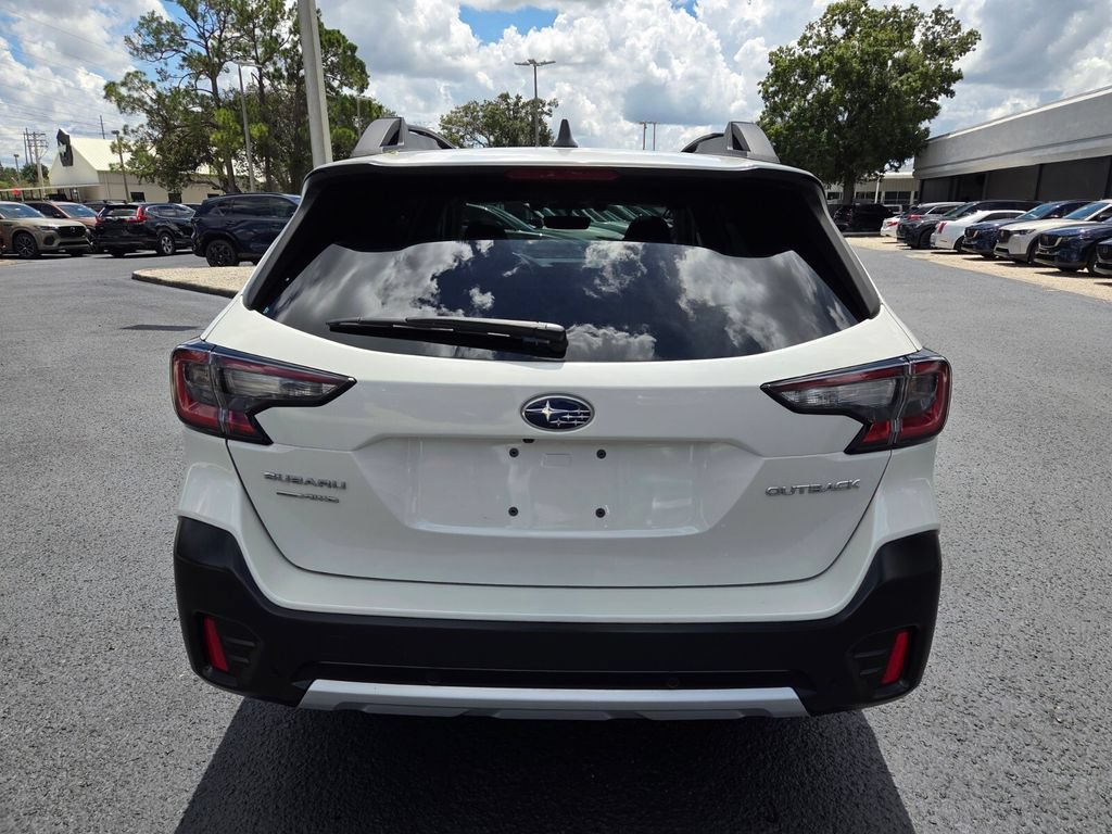 Used 2022 Subaru Outback Limited AWD/4WD image 11