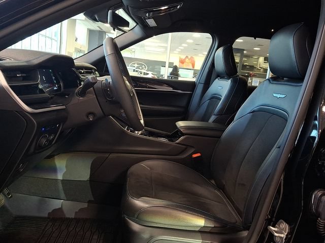Used 2023 Jeep Grand Cherokee Trailhawk w/ Luxury Tech Group III AWD/4WD image 12