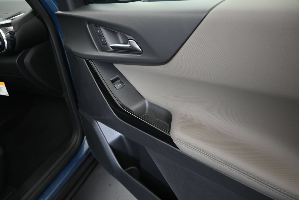 New 2027 Chevrolet Equinox LT w/ Convenience Package II FWD image 23