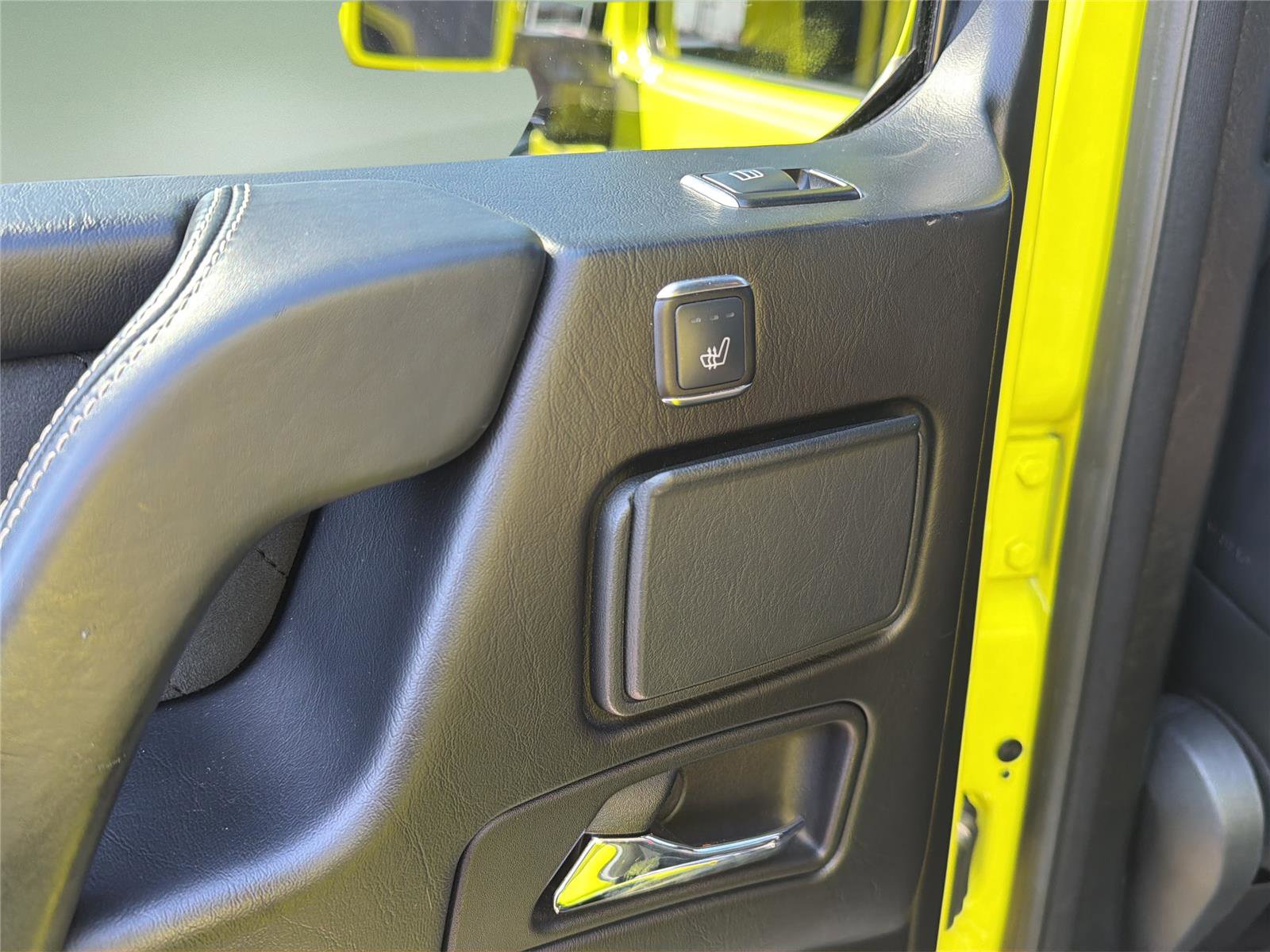 Used 2017 Mercedes-Benz G 550 Squared image 28