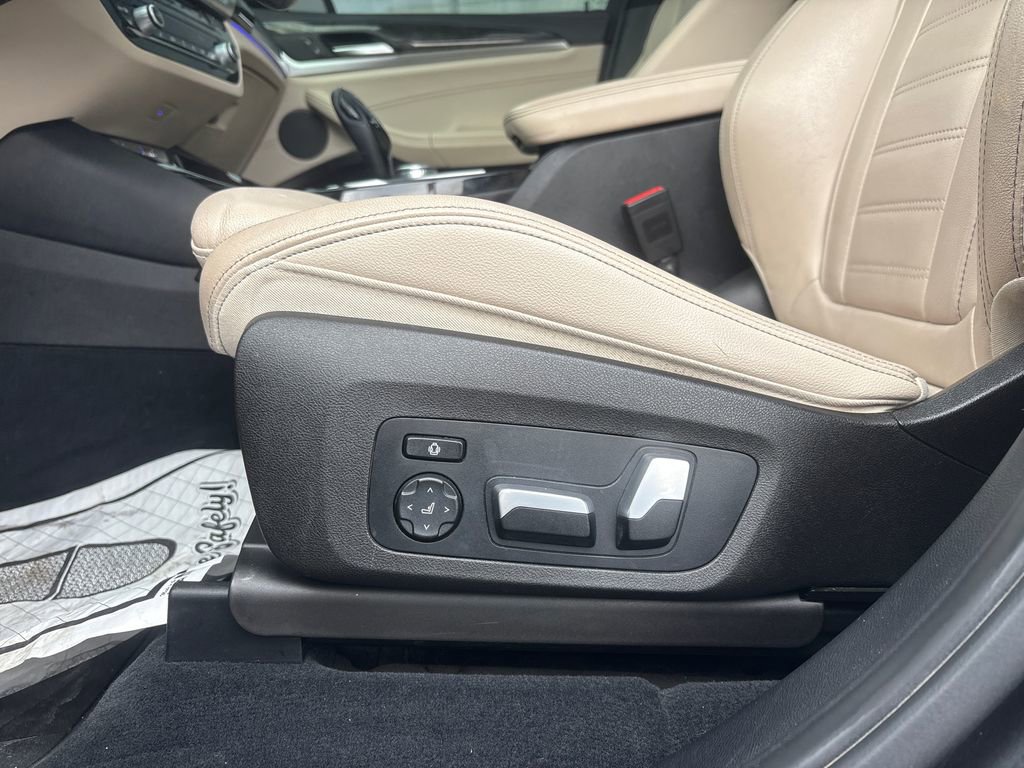 Used 2018 BMW X3 M40i image 19